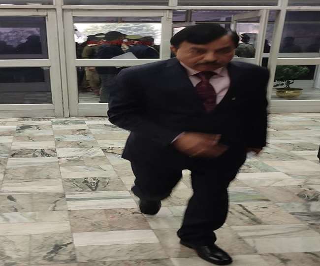 मुख्य निर्वाचन आयुक्त की टीम तीन दिन के दौरे पर लखनऊ पहुंची, मिले सभी प्रमुख दलों के नेता