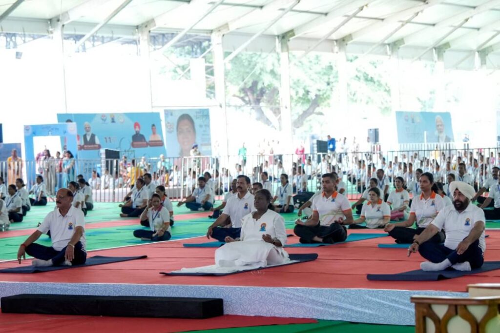 president-international-yoga-day-dehradun